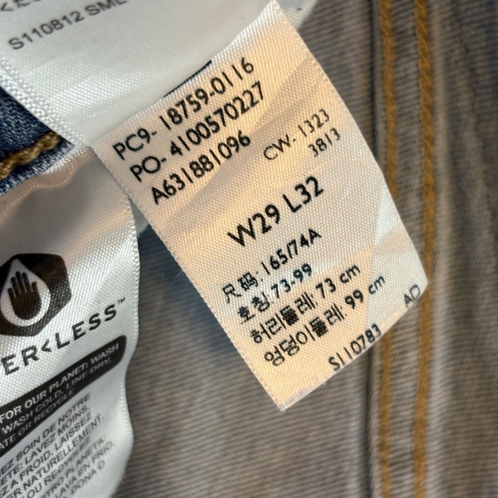 Levis Jeans Women 29 Blue 725 High Rise Bootcut Premium Denim Stretch Classic - Picture 8 of 9